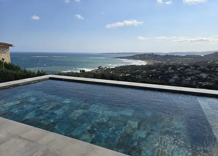 빌라 Les Calpeirous La Nartelle *