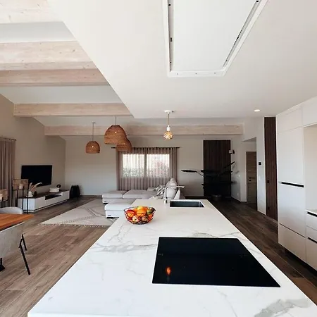 Les Calpeirous La Nartelle Villa