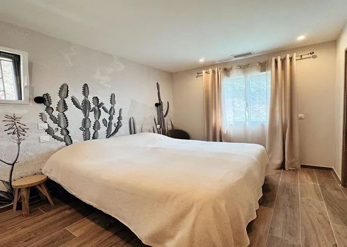 Les Calpeirous La Nartelle Villa